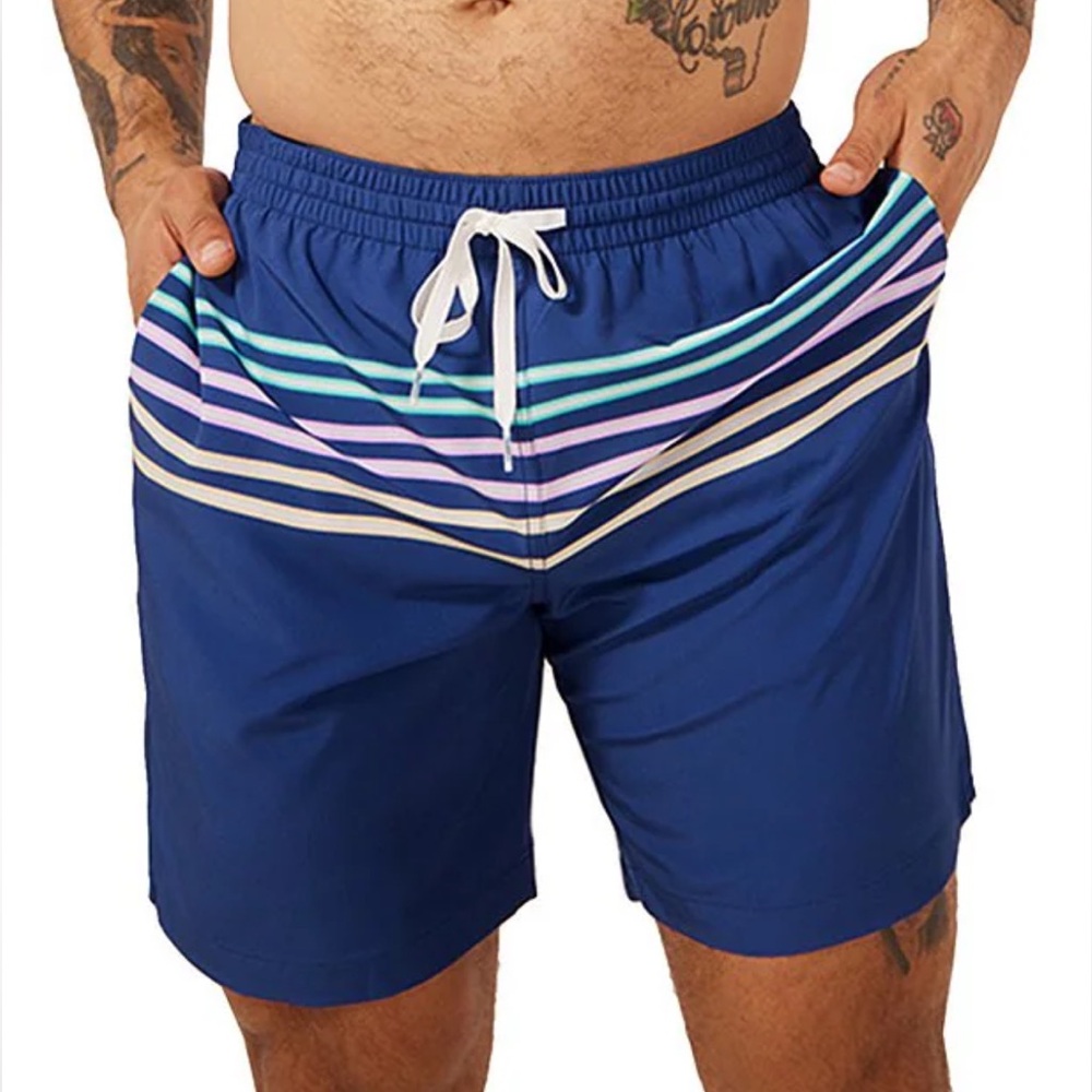 Chubbies Moon Shadow 5.5" Inseam Swim Trunks in Navy Neon Stripe Sz M